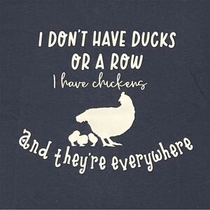 Gildan Heavy Cotton Chickens Everywhere T-Shirt Navy Blue Size Medium